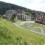 公寓式酒店 Grand Bois Cles Blanches 拉达尼亚