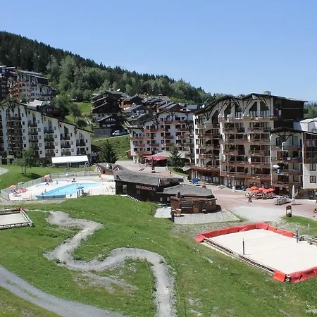 Aparthotel Grand Bois Cles Blanches