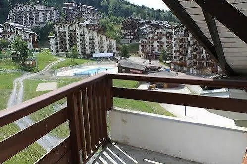 Lägenhetshotell Grand Bois Cles Blanches 3*