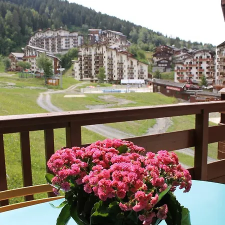 Grand Bois Cles Blanches La Tania